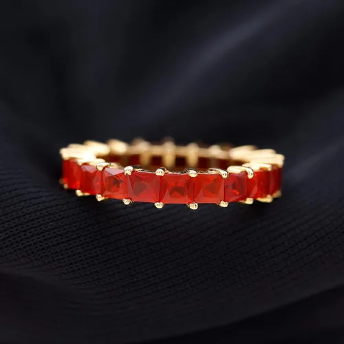 Vista 2 de Anillo de eternidad completo de ópalo de fuego de 2.5 quilates, anillo de eternidad completo de ópalo de fuego de corte princesa, ópalo de fuego