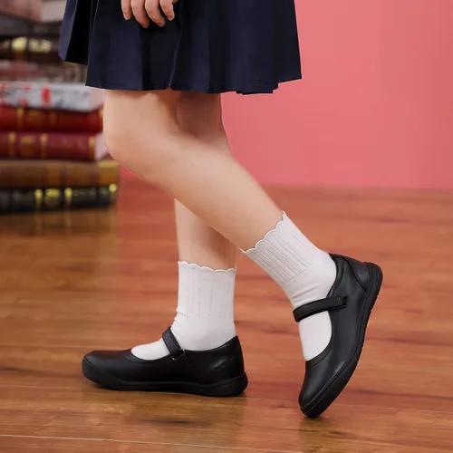 Vista 2 de Tobfis Zapatos planos Mary Jane para niña, ligeros, de uniforme escolar, color negro, zapatos de vestir (niñoniño pequeñoniño grandejuvenil)