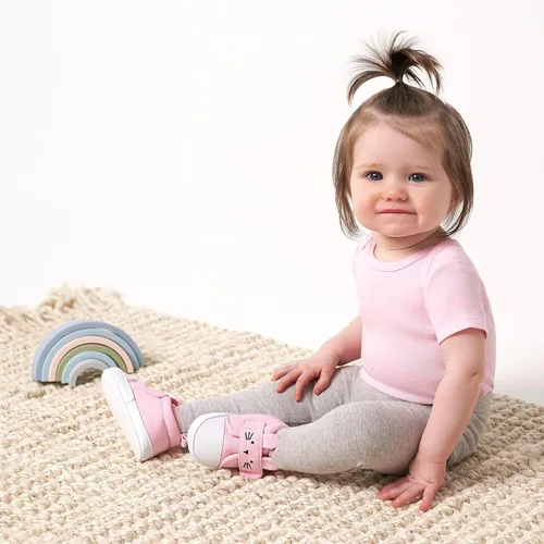 Vista 3 de Gerber Zapatillas unisex para bebé, zapatos de cuna para recién nacidos, niños pequeños, neutros, para niño y niña