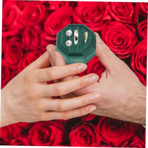 Vista 6 de BESTonZON Caja de tres cajas de anillos Anillos de promesa para parejas Estante de exhibición pequeño Joyero para mujer Caja de anillo de fieltro