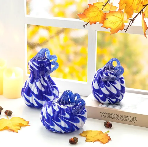 Vista 3 de Glitzhome Calabaza de cristal soplada a mano 3pcs Calabaza de cristal de otoño, azul/blanco