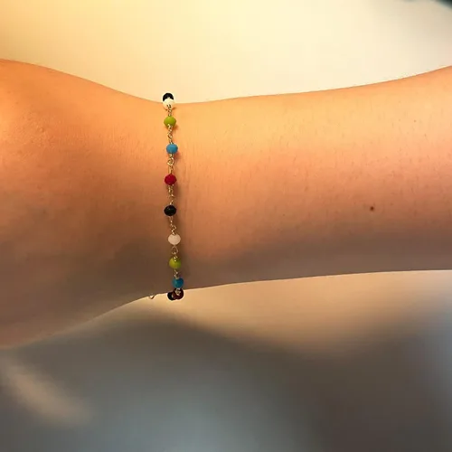 Vista 4 de Pulsera de cadena de elegante oro para mujer, pulseras de cadena individual o en capas, con eslabón de dije de corazón, karma, triángulo, perlas