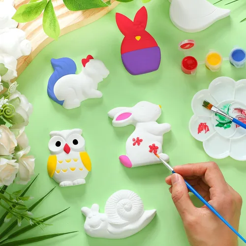 Vista 4 de Sinmoe 12 juegos de kit de arte y manualidades, kit de pintura de cerámica sin pintar DIY, pinta tus propias figuras con 12 imanes, 2 pinceles y 1