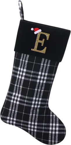 Vista 31 de Calcetines de Navidad personalizados con monograma inicial, adornos colgantes, medias clásicas de cuadros negros de 19 pulgadas, decoraciones