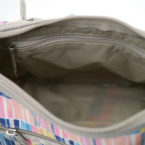 Vista 9 de LeSportsac Classic Hobo Bolso cruzado en azulejos pintados