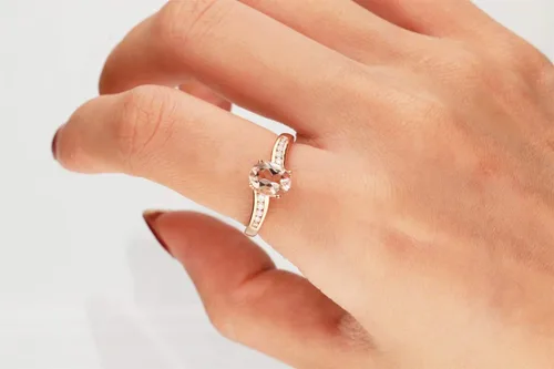 Vista 4 de Gin and Grace - Anillo de morganita genuina de oro rosa de 10 quilates con diamantes para mujer Morganita con forma ética, auténtica y orgánica