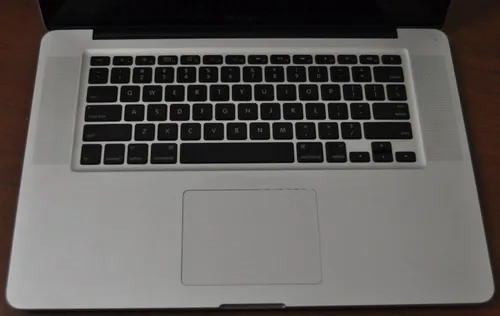 Vista 4 de Apple MacBook Pro MD103LL/A Intel Core i7-3615QM X4 2.3GHz 4GB 500GB 15.4 pulgadas, plata (renovado)