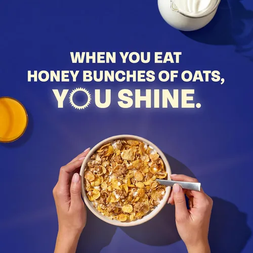 Vista 4 de Cereal Honey Bunches of Oats Honey Roasted. Racimos de avena y granola, taza de cereales individual, desayuno sobre la marcha