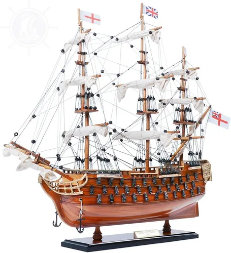 Vista 8 de Old Modern Handicrafts Victory Small