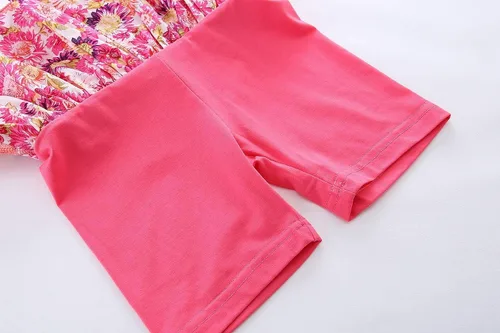 Vista 17 de LittleSpring Conjunto de verano para niñas con camiseta sin mangas y pantalones cortos florales
