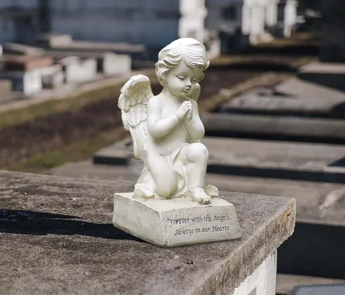 Vista 9 de Artisan Flair Figuras de ángel rezando, estatuas de querubines blancos de resina, escultura de ángel conmemorativo para el jardín del hogar, 6.5