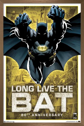 Vista 16 de Trends International DC Comics Batman - Póster de pared del 80 aniversario, 14.725 x 22.375 pulgadas, versión enmarcada de madera de granero Versión