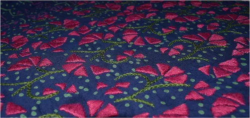 Vista 2 de Megha - Blusa de algodón puro bordado a mano e impreso