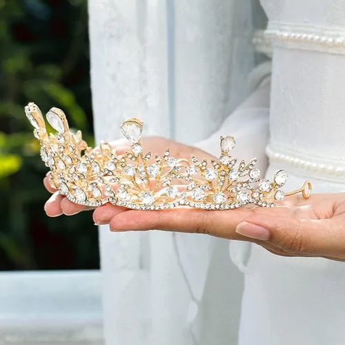 Vista 5 de Bmirth Corona de cristal barroca para boda, tiaras de novia doradas, tocados, joyería de pelo nupcial reina para mujeres y niñas.