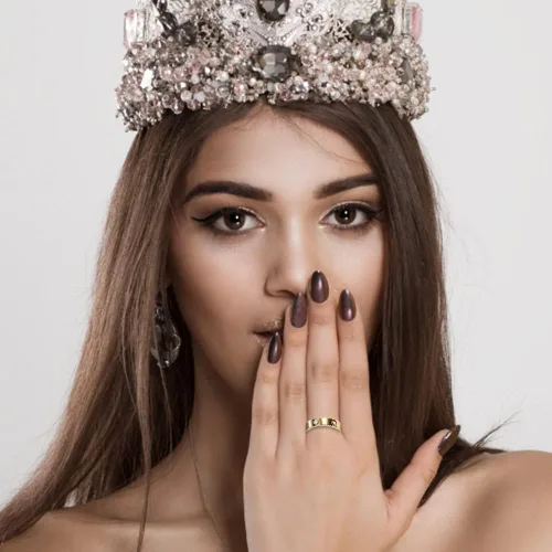 Vista 4 de Anillos de amor de la amistad chapados en oro de 18 quilates con circonita cúbica de acero inoxidable, anillos de promesa de boda, anillos de amor