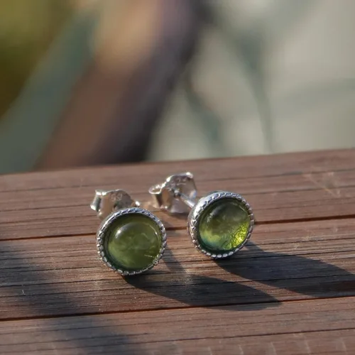 Vista 2 de Green Peridot Sterling Silver Studs Earrings for Her