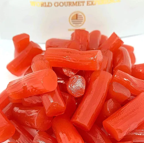 Vista 4 de SweetGourmet Finnska Strawberry Bites Dulces finlandeses de regaliz a granel 1 libra