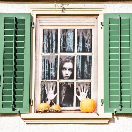 Vista 6 de FUN LITTLE TOYS Pantalla fantasma femenina de Halloween, cubierta de puerta de ventana, decoraciones de fiesta