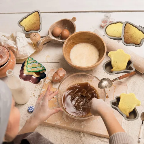 Vista 9 de Crethinkaty Moldes para tartas en forma de árbol de Navidad, molde para tartas de 5.3 pulgadas, antiadherente, para pastel de Navidad, chocolate
