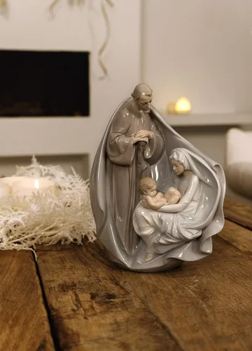 Vista 3 de LLADRÓ Figura decorativa del nacimiento de Jesús en porcelana brillante. Figura decorativa de belén con la Virgen María, San José y el Niño Jesús.