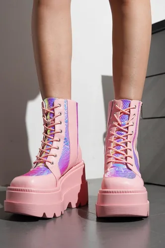 Vista 2 de Cape Robbin Botines de plataforma holográficos para mujeres, tacones gruesos en bloque, punta puntiaguda, cuero PU con correa de hebilla