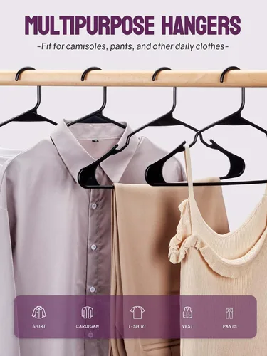 Vista 2 de Perchas de plástico negras fabricadas en Estados Unidos, paquete de 100 perchas para ropa con ranuras para los hombros, ahorro de espacio