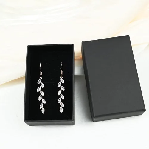 Vista 7 de Aretes de hoja hechos a mano con cristal, aretes colgantes de boda para novias y damas de honor, regalo para mujeres