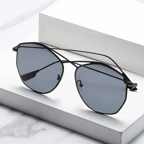 Vista 2 de Gafas de sol redondas de metal para hombres y mujeres, tiro callejero, vacaciones al aire libre (color F, tamaño mediano)