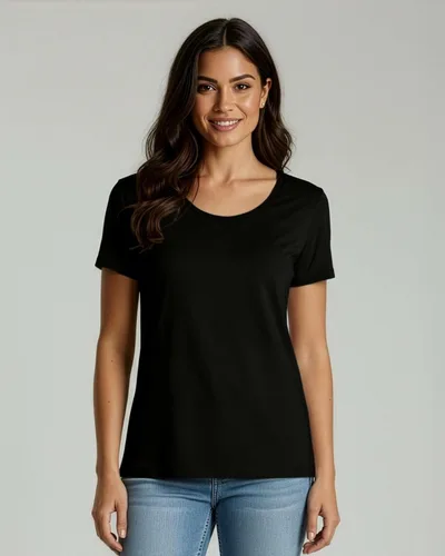 Vista 2 de Real Essentials Paquete de 4 camiseta de manga corta de algodón para mujer, camiseta casual con cuello redondo (disponible en tallas grandes)