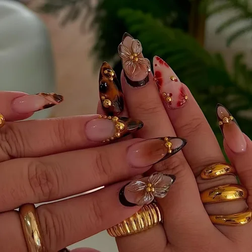 Vista 25 de NBNTGH Uñas postizas a presión de punta francesa blanca, uñas postizas de línea dorada, uñas postizas medianas con diseño de almendra, uñas postizas