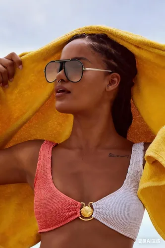 Vista 5 de Gafas de sol de aviador de gran tamaño para mujeres y hombres, estilo retro de los años 70, lentes de sol de metal dorado sin enredos, cuadrados