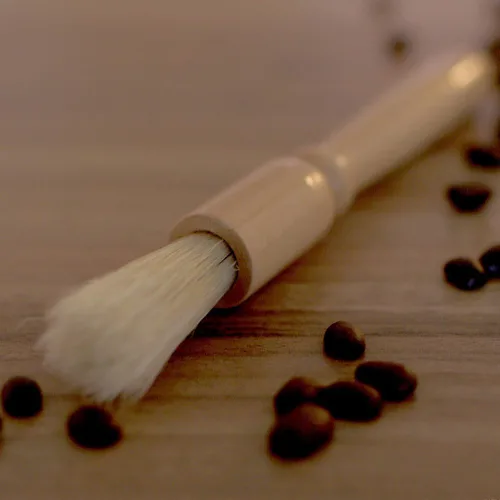 Vista 6 de Cepillo de limpieza para molinillo de café, mango de madera y cerdas naturales, cepillo de espresso para polvo de madera, accesorios para grano