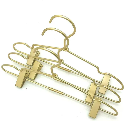 Vista 9 de Clips de ropa de bebé de metal dorado de 12.5 pulgadas para niños, colgador de ropa para niños, exhibición y almacenamiento, paquete de 10