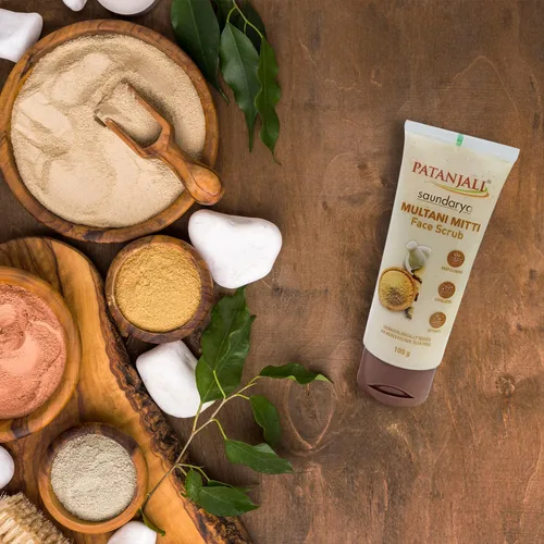 Vista 3 de Patanjali Saundarya Multani Mitti Exfoliante facial 3.38 fl oz