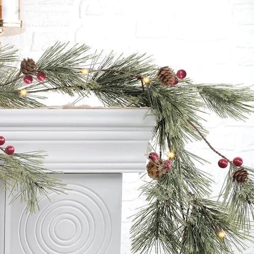 Vista 9 de Guirnalda de Navidad rústica de 6.4 pies con luz, preiluminada para exteriores con agujas de pino y piñas para chimenea, puerta, porche, repisa