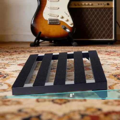 Vista 4 de GOKKO Tablero de pedal de guitarra pequeña de aleación de aluminio (22 "x 12.5" con estuche)