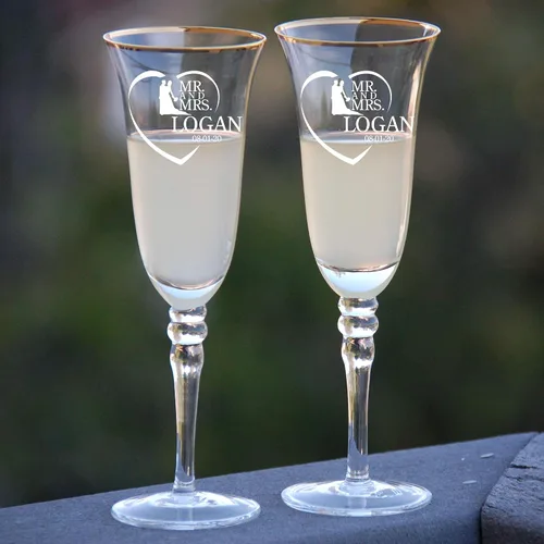 Vista 62 de Juego de 2 copas de champán personalizadas para boda grabadas con caja - Bride & Groom's Wedding Toast