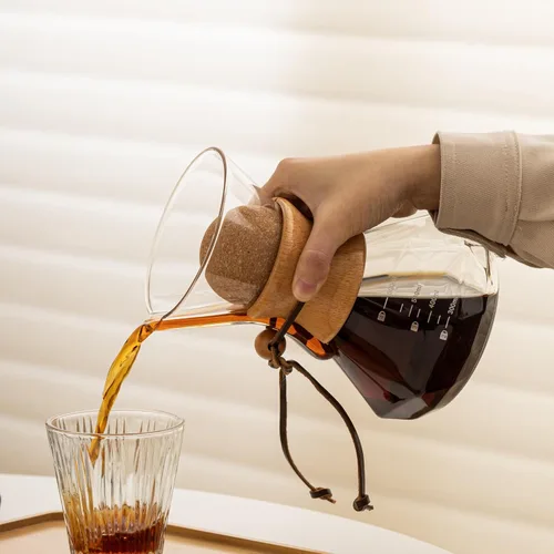 Vista 3 de Cafetera de Goteo con Funda de Madera, Cafetera de Goteo de 13.5oz/400ml, Juego de Cafetera de Goteo con Tapón de Corcho (13.5oz/400ml)