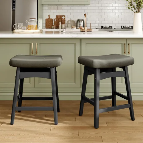 Vista 26 de MAISON ARTS Juego de 4 taburetes de bar grises para encimera de cocina, patas de madera maciza con asiento de silla de montar de piel sintética