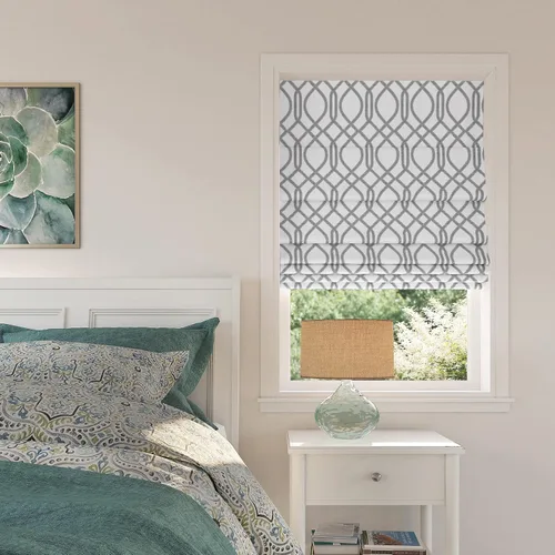 Vista 5 de Sun Zero Dyer Modern Trellis Total Blackout - Persiana romana sin cordón, 31 x 64 pulgadas, color blanco