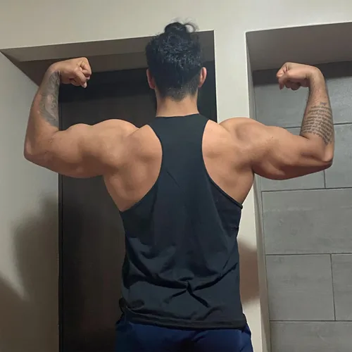 Vista 4 de Camiseta sin mangas para hombre, para gimnasio, fisicoculturismo, camiseta de entrenamiento con corte muscular, chaleco sin mangas