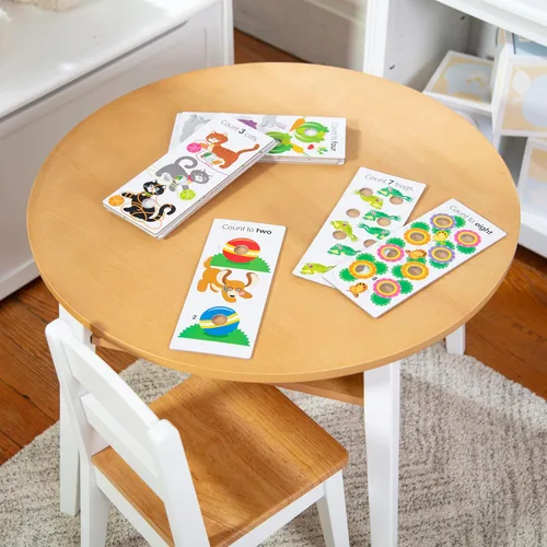 Vista 9 de Melissa & Doug Poke-a-Dot! Tarjetas de Aprendizaje Jumbo de Números, Formas y Colores, 13 Tarjetas Interactivas de Flash de Doble Cara, Actividades