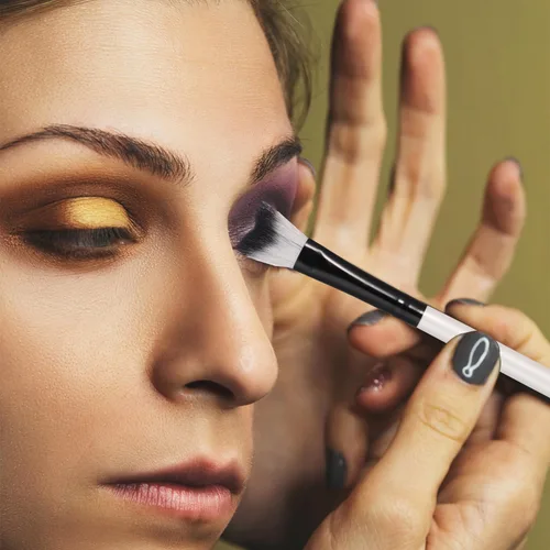 Vista 7 de TOYMIS 5 cepillos de champú para pestañas, cepillo de limpieza de extensiones de pestañas, eliminación de maquillaje suave, cepillo de limpieza