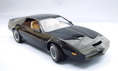 Vista 2 de Aoshima Knight Rider: Knight 2000 KITT Temporada 1 1:24 Kit de modelo a escala