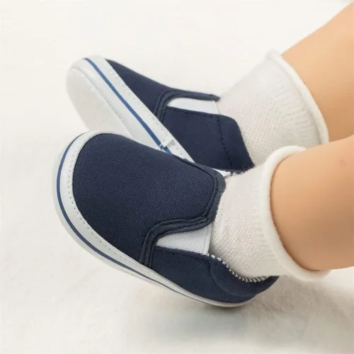 Vista 3 de Meckior - Zapatos para recién nacidos, tipo mocasines de lona con suela suave para recién nacidos, bebés, niños y niñas que estén dando sus primeros
