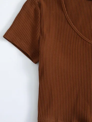 Vista 4 de Floerns Camiseta básica de punto acanalado de manga corta con cuello en V para mujer