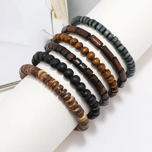 Vista 2 de Pulsera Gótica Ajustable de Cuero Trenzado Punk Multicapa de Estilo Grunge, Conjunto de Pulseras Emo con Brazalete de Metal, Envoltura