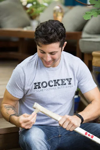 Vista 5 de Hockey: It's Like Football, but for Men Camiseta divertida de humor de la liga de equipos de hockey