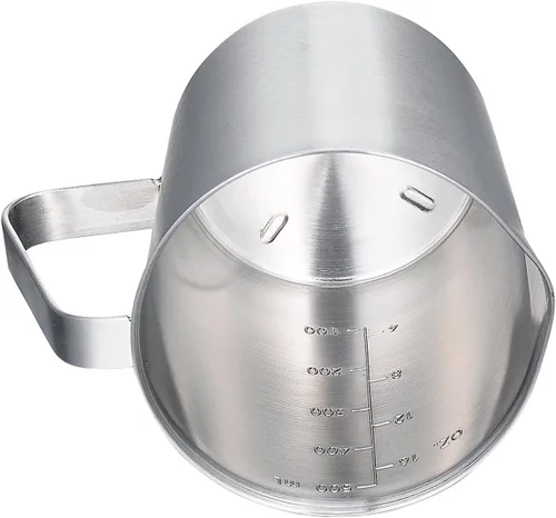 Vista 2 de KSENDALO Taza medidora de acero inoxidable, 2 tazas de acero inoxidable, taza medidora de metal con marcas, 16 onzas (0.5 litros)