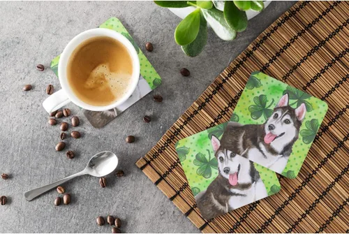 Vista 3 de Siberian Husky 2 St Patricks - Juego de 4 posavasos de espuma, color verde